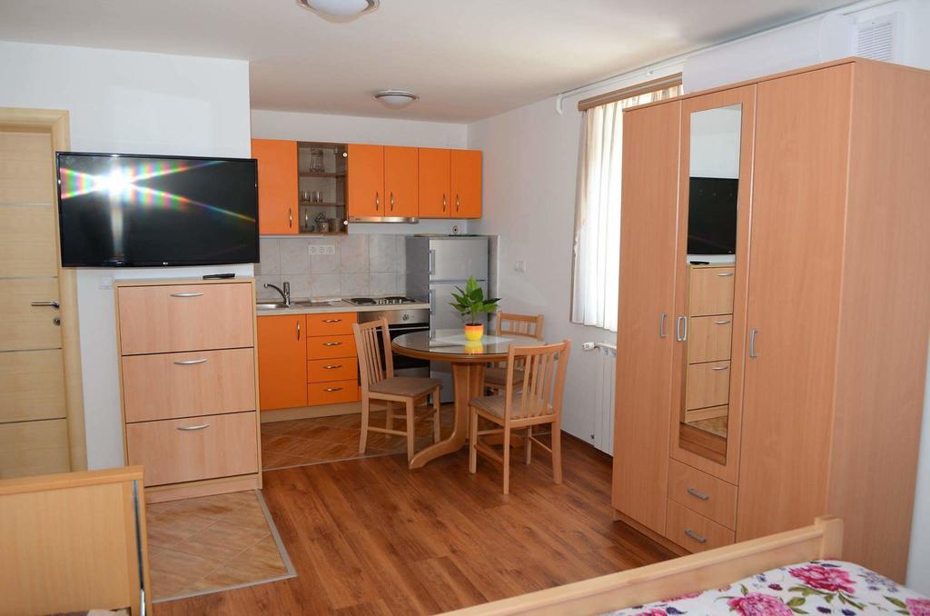 Apartments Villa Split Krapinske Toplice Exterior photo
